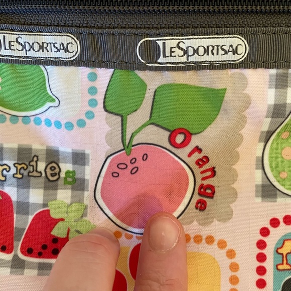 LeSportsac crossbody purse - Picture 5 of 7